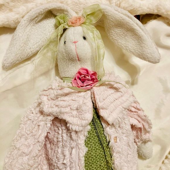 Easter Banny Doll - Picture 2 of 5